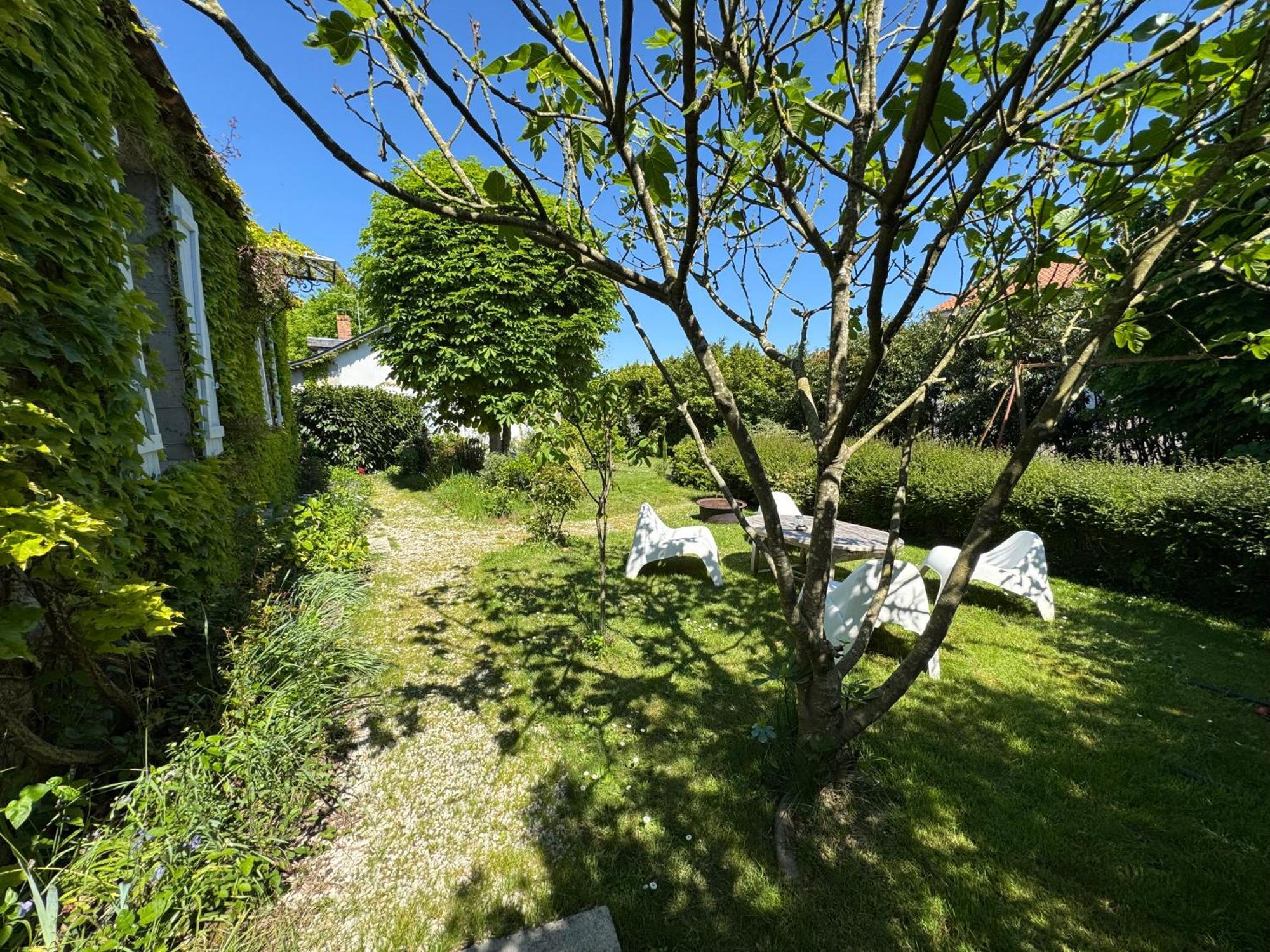 Cottage-Saint Laurent Sur Sevre Екстериор снимка